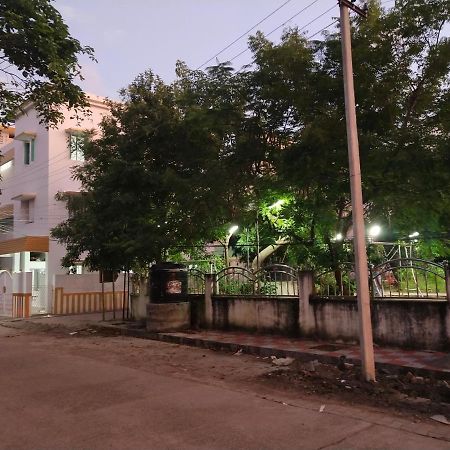 Mayurapriya Inn Chennai Eksteriør bilde