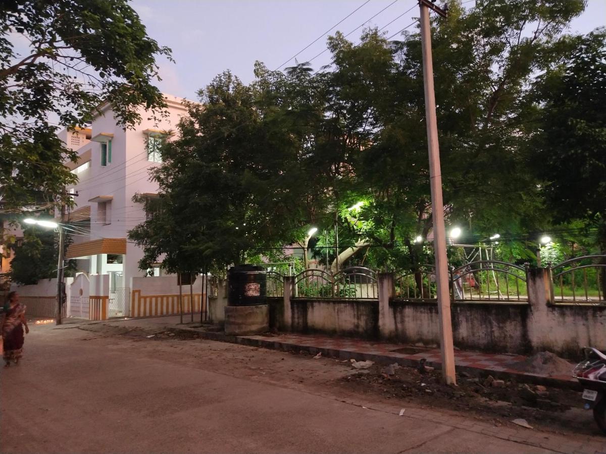 Mayurapriya Inn Chennai Eksteriør bilde
