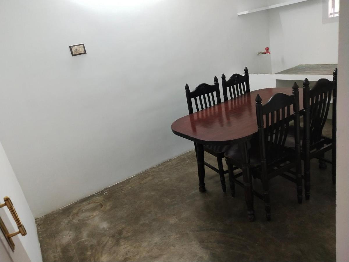Mayurapriya Inn Chennai Eksteriør bilde